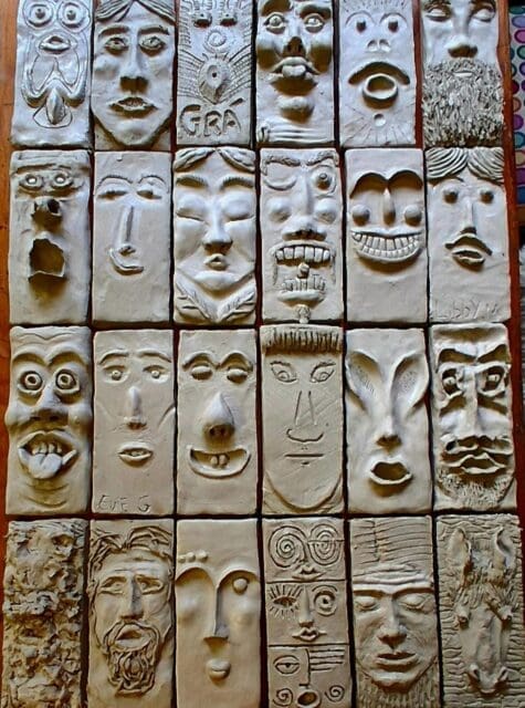 Some of the art created at the POP UP STUDIO on Shandon Street this past weekend, which will be exhibited on Widderling's Lane SOON
Cork's Northside creatives gathered on Sunday to co-create the mural. Shandon Studios artist Davy Dummigan has created a community ART LAB @ 21 Shandon Street. Stevie G and Corneilus Museo were on hand to create the chilled vibe, and we joined together to create a collaborative mural. This community-created mural will be in Ireland's first URBAN ART GALLERY.
Friends and neighbours popped in and joined in the craic, and the creativity and new friendships were made.
Widderling's Lane is a historic, steep pedestrian lane in Cork City linking Pope’s Quay to the Shandon area.
This is an ongoing, evolving Northside community project. Why not get involved?
Follow us on Instagram, @cafeMYO, @shandonstudios, @justceart, or pop in to the studio as you are passing to find out more.
@steviegrainger
@corks_96fm
@corksredfm
@tripeanddrisheen
@echolive.ie
@corkindependent
@irish_examiner
@cork_daily
#art #shandonstreet #empowerment